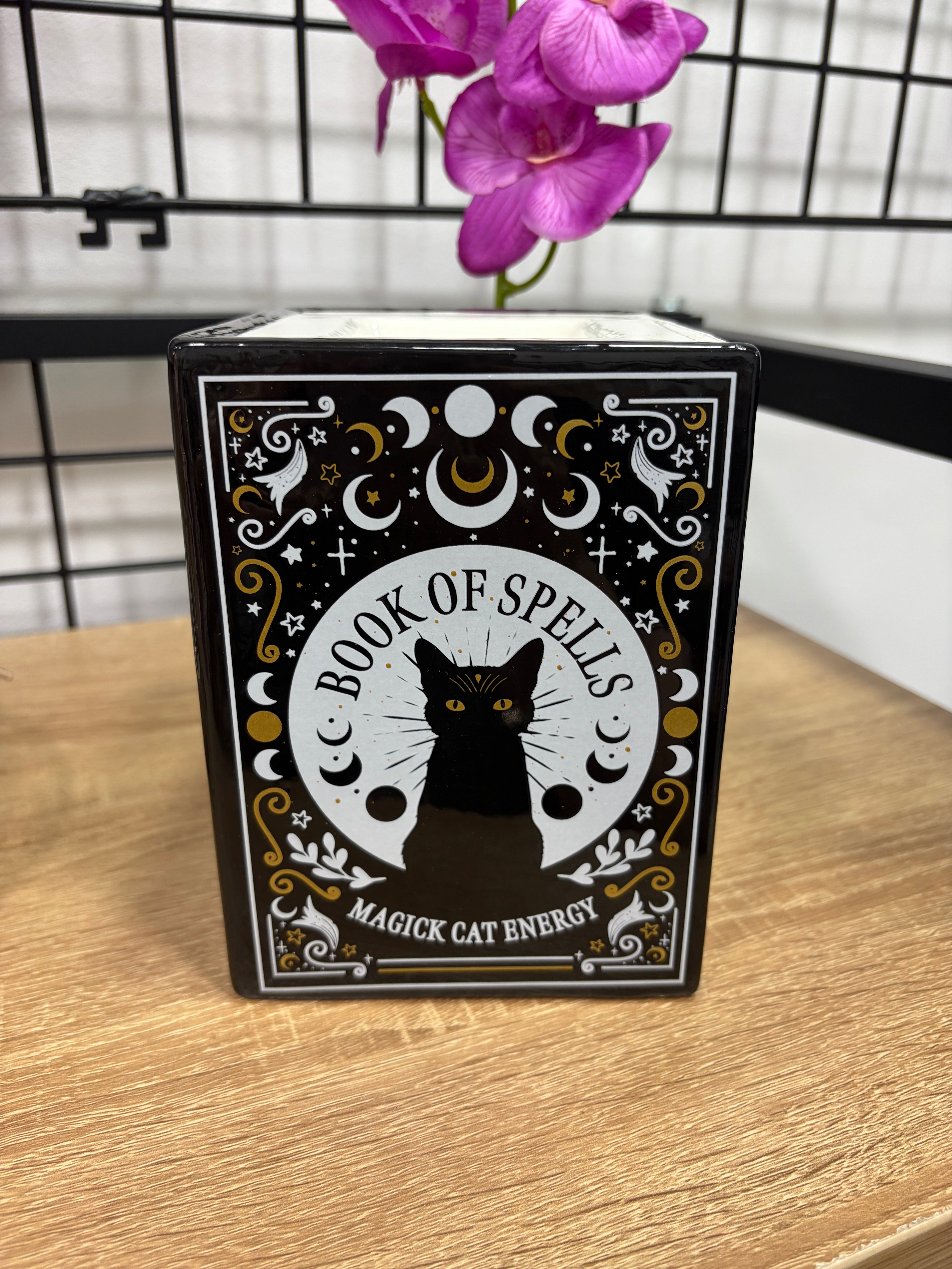 Quemador Book of Spells 🐈‍⬛